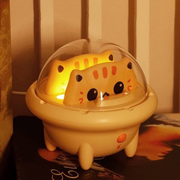 Cat Spaceship iPhone Portable Charger Set - Picture 5 of 12